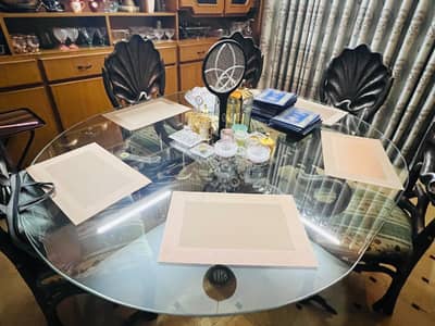 Round Dining table with 6 chairs for sale
