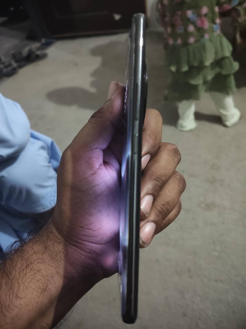 Infinix Zero 40 4