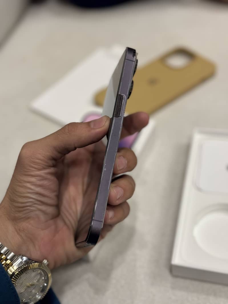 Apple iPhone 14 Pro Max 3