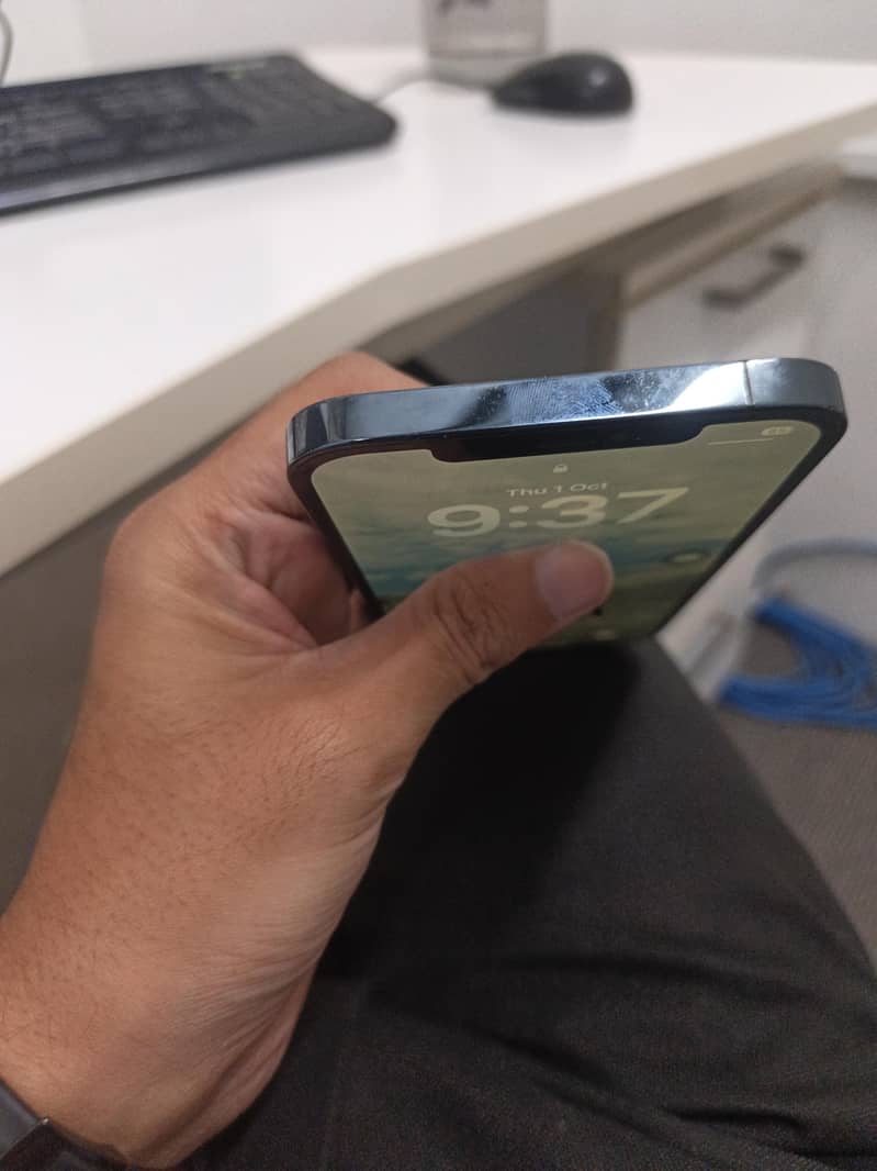 Apple iPhone 12 Pro Max 3