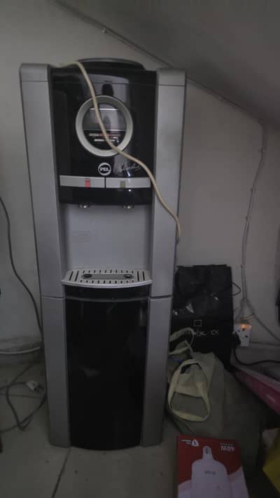 PEL water dispencer for sale .