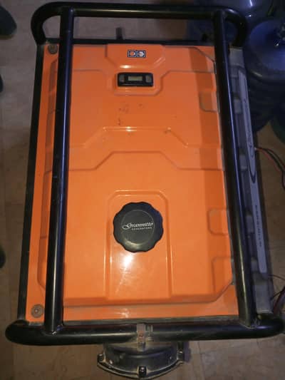 8KV GENERATOR PETROL AND GAS GOOD CONDITION