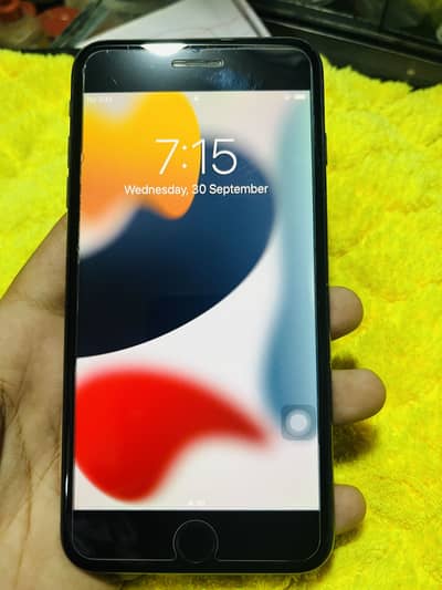 Apple iPhone officially PTA