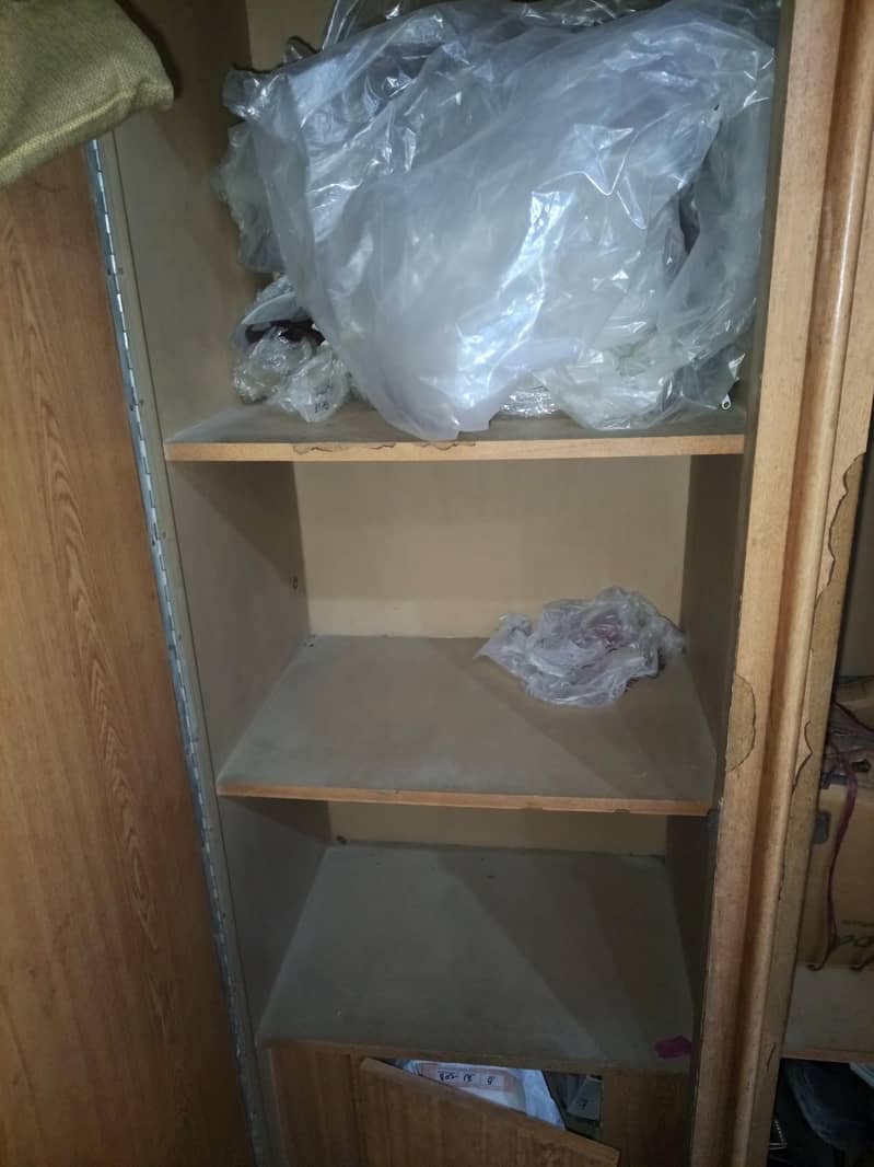 wardrobe 5