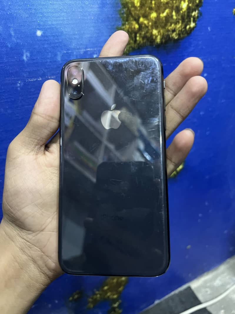 Apple iPhone X 3