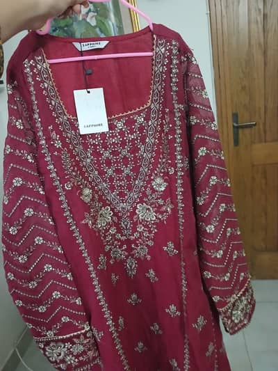 Sapphire brand new tagged peshwas , selling dye to size issues