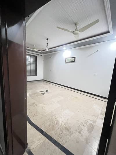 7 Marla 3beds first floor with Water Boring