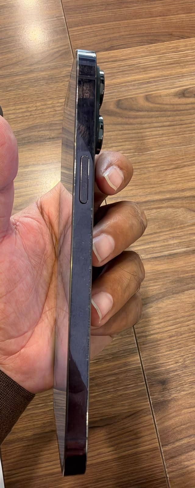 Apple iPhone 14 Pro Max 1