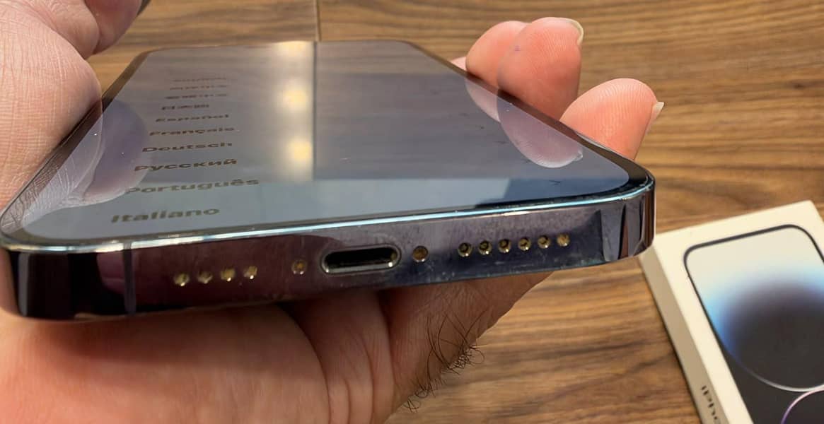 Apple iPhone 14 Pro Max 4