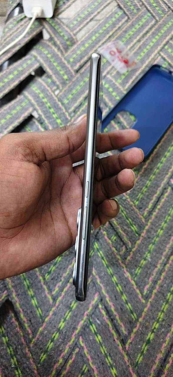 Tecno spark 40 pro+ edge model 5
