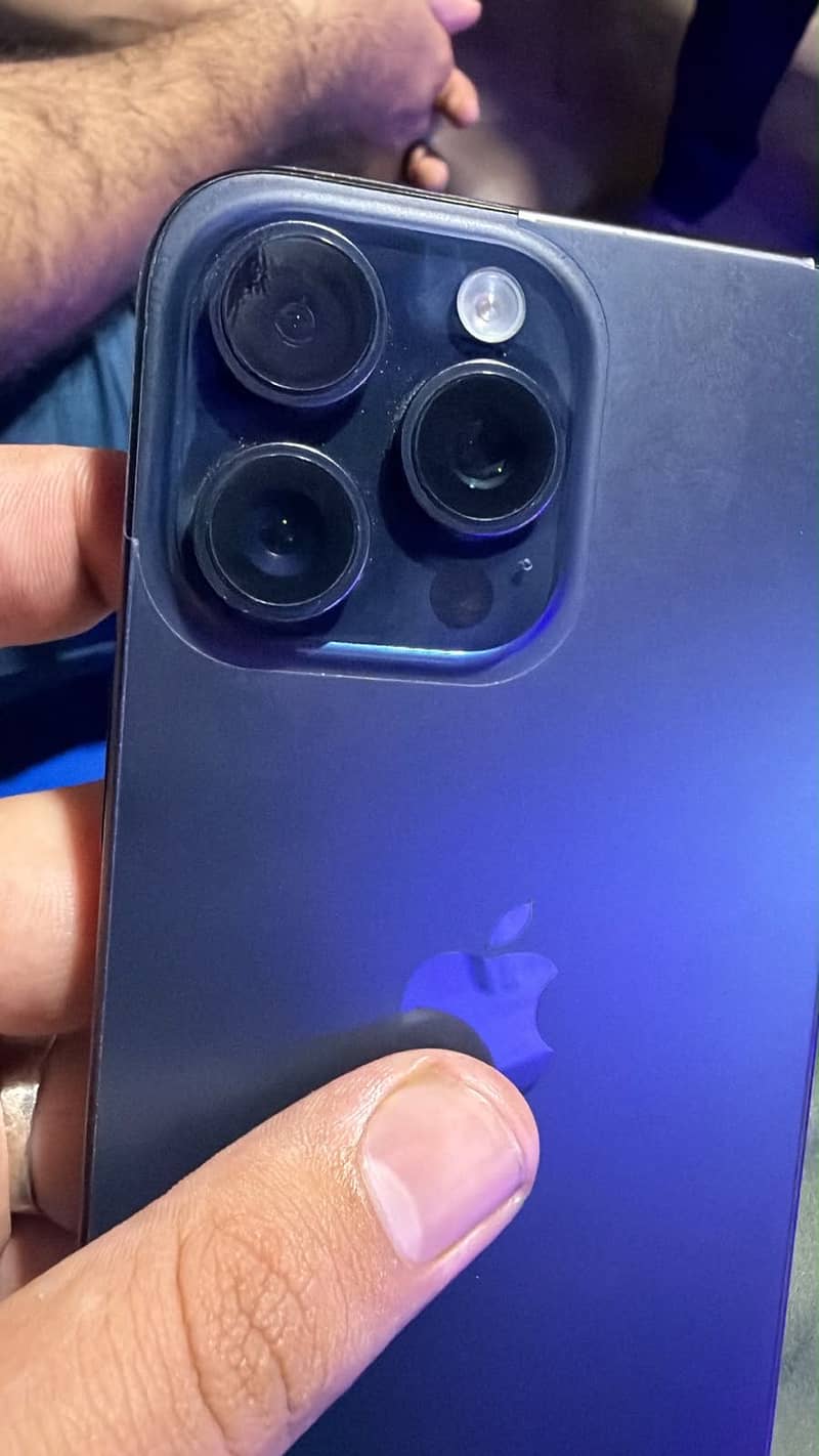 Apple iPhone 15 Pro Max 7