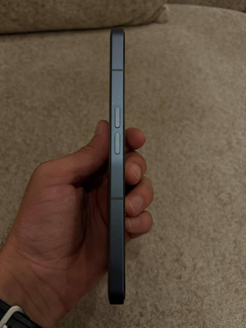 Nothing Phone 2 2