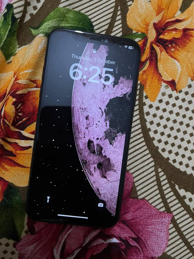Apple iPhone X 3