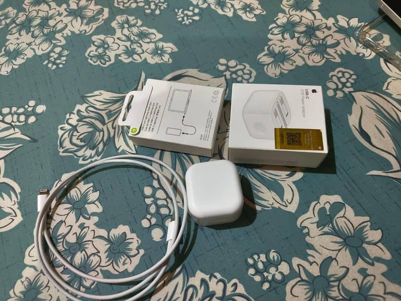 Apple iPhone 13 7