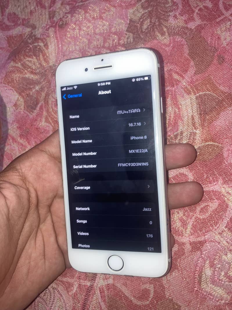 Apple iPhone 8 1