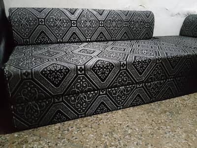 Brand New Sofa Cumbed Urgent Sale