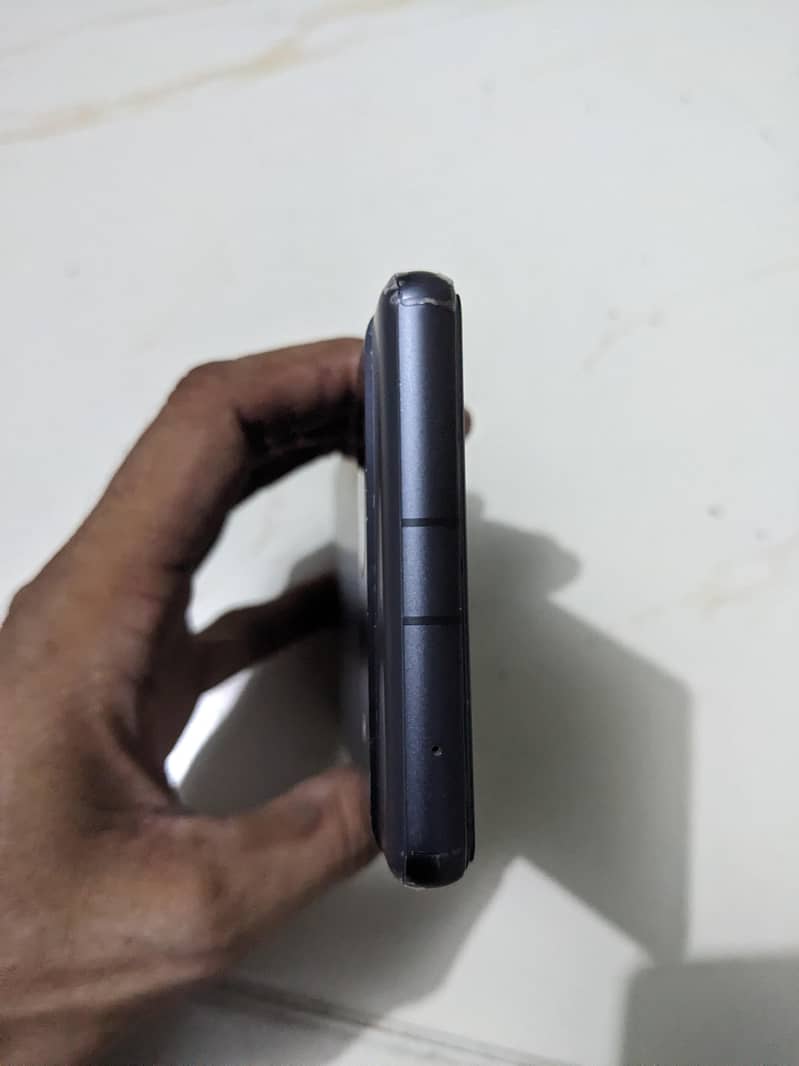 Google Pixel 7a Official 4