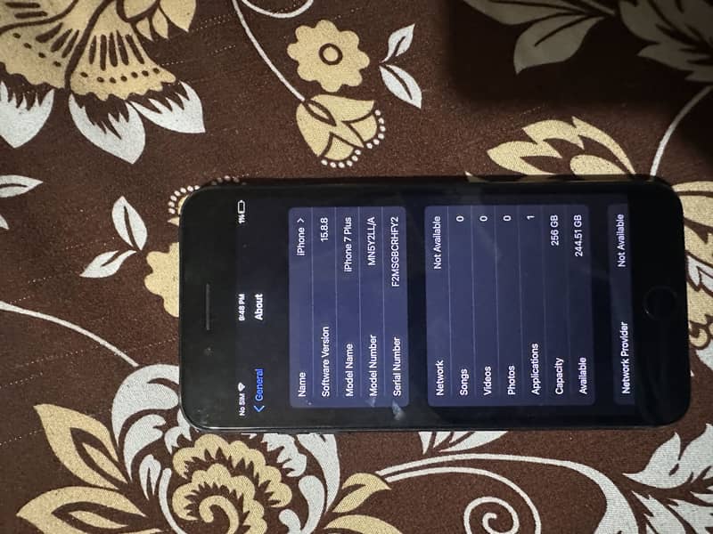 Apple iPhone 7 Plus 3