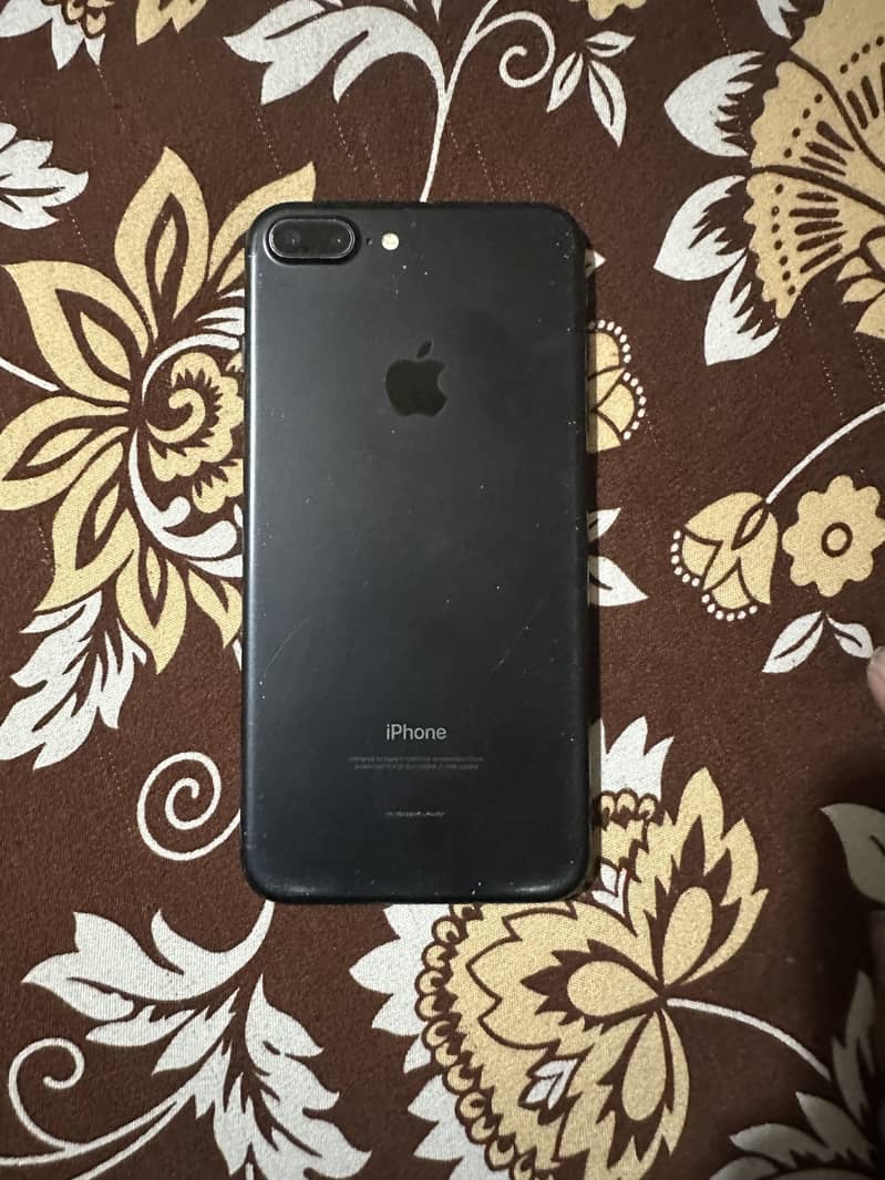 Apple iPhone 7 Plus 4