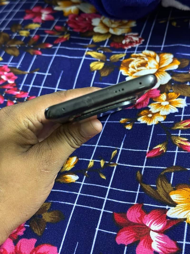Xiaomi Redmi Note 14 Pro 7
