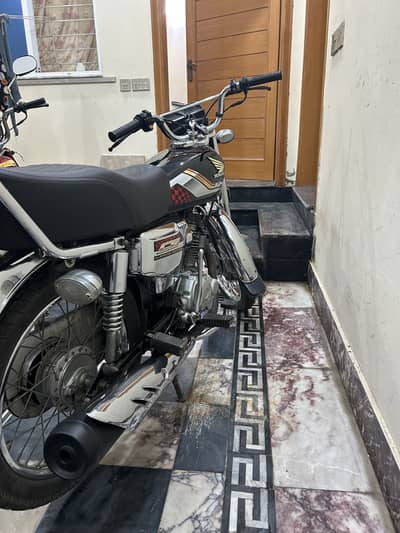 2024 Model 125 Neat and maintained bike