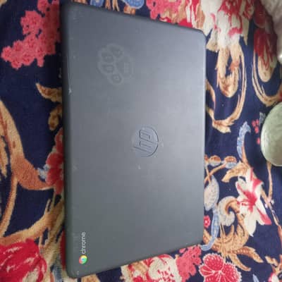 CHROME BOOK 14" DISPLAY CONDITION LIKE NEW