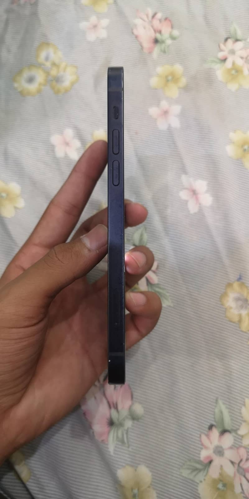 Apple iPhone 12 mini 3