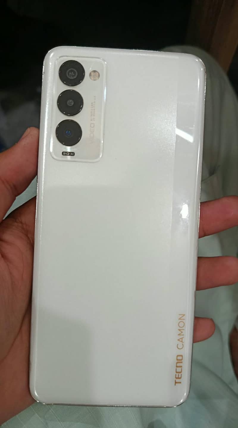 Tecno CAMON 18T 1