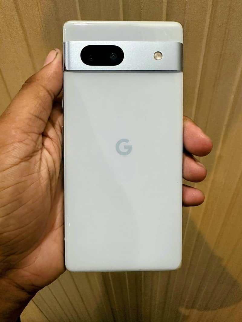 Google Pixel 7a 1