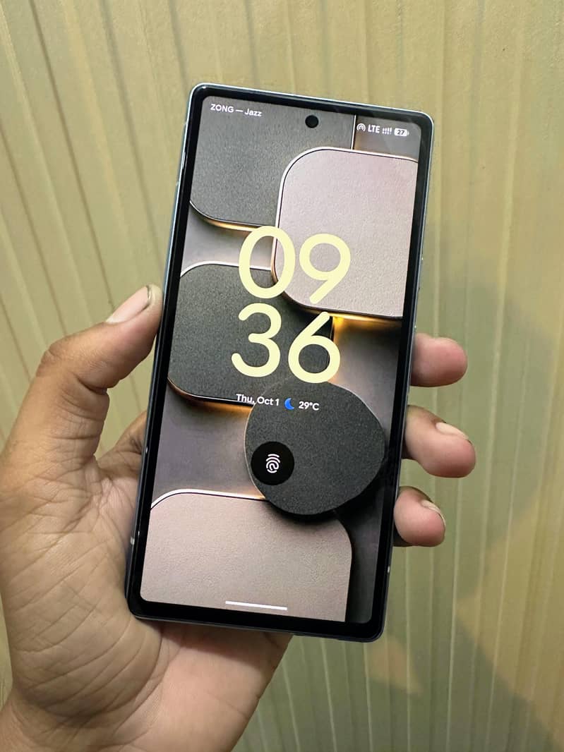 Google Pixel 7a 2
