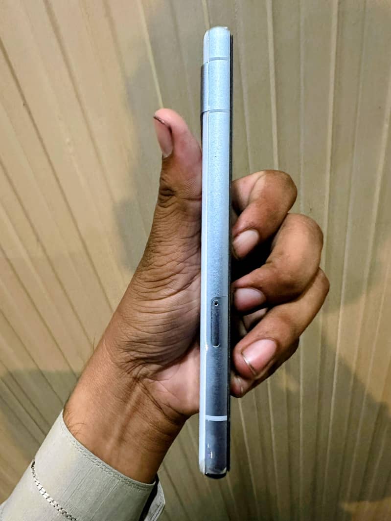 Google Pixel 7a 4