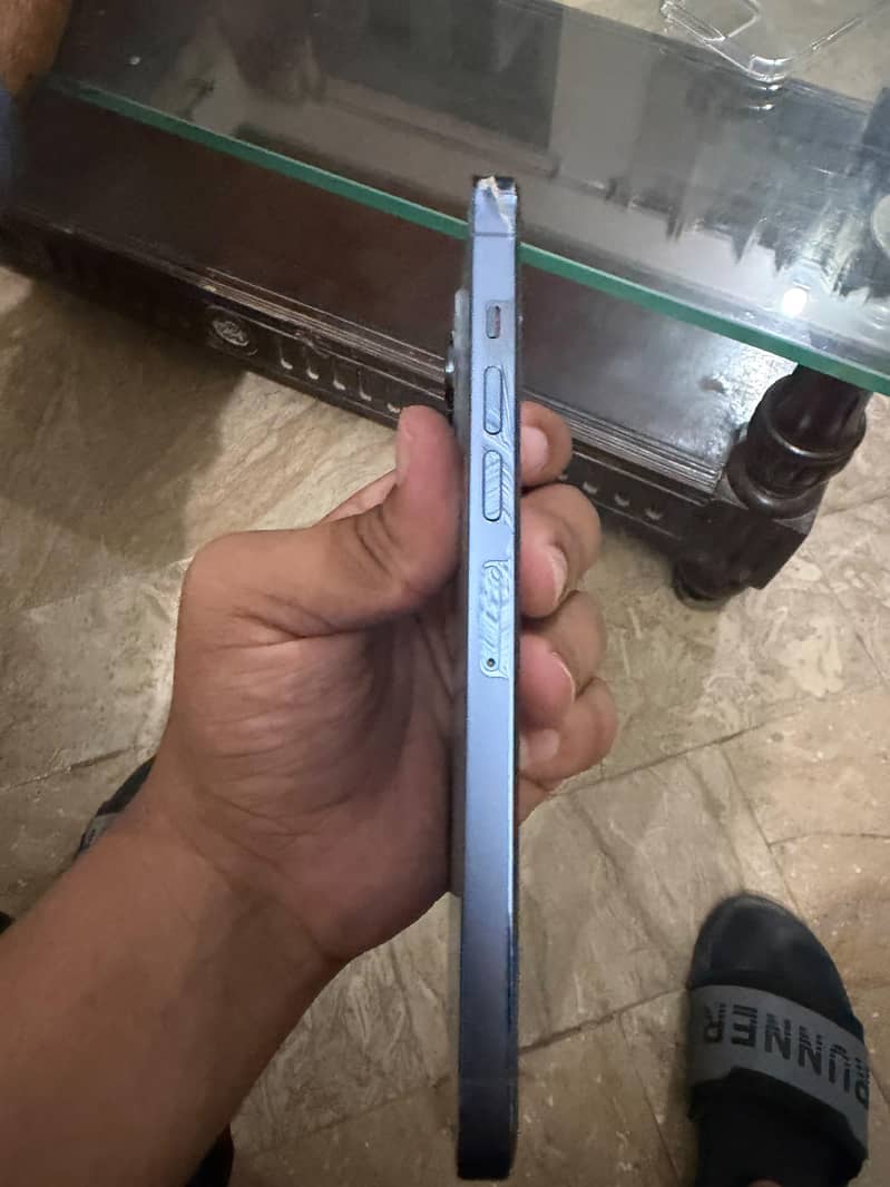 Apple iPhone 13 Pro Max 3