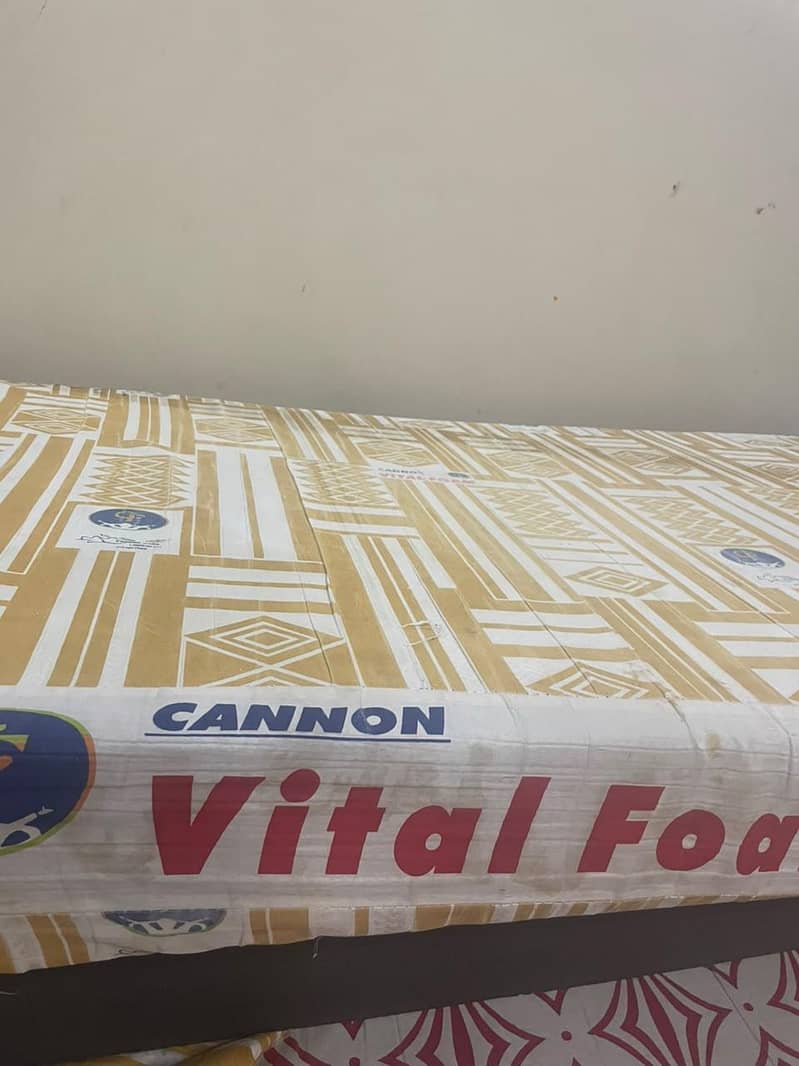4 single mattress 1