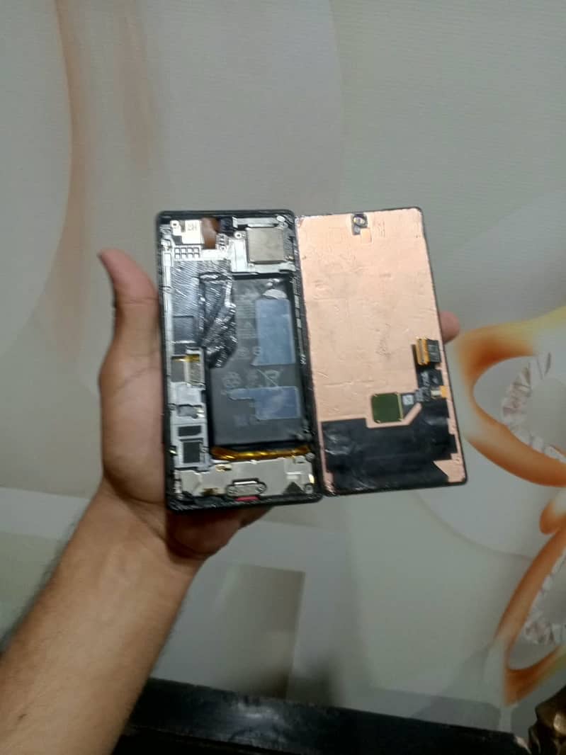 Google Pixel 6 4