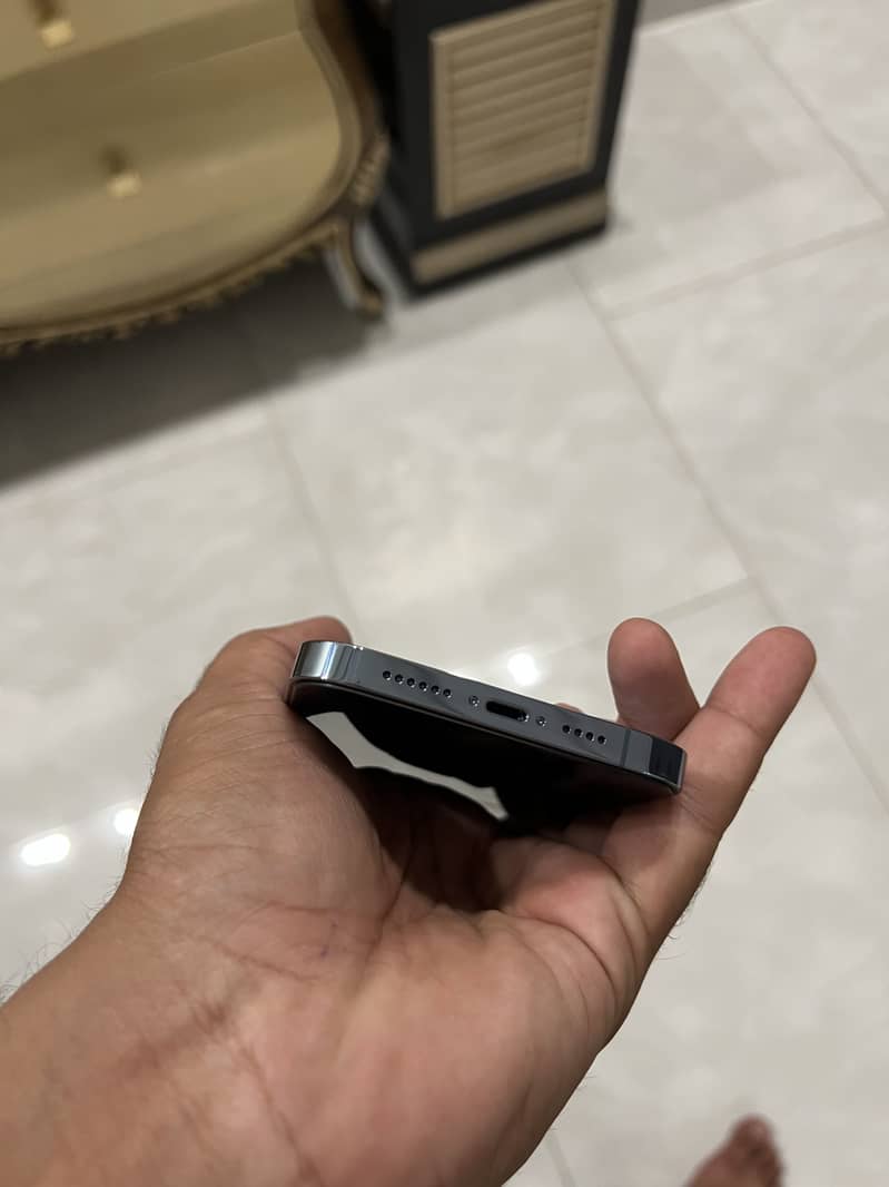 Apple iPhone 13 Pro Max 5