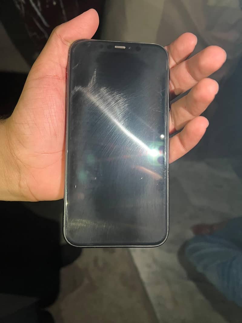 Apple iPhone 11 3