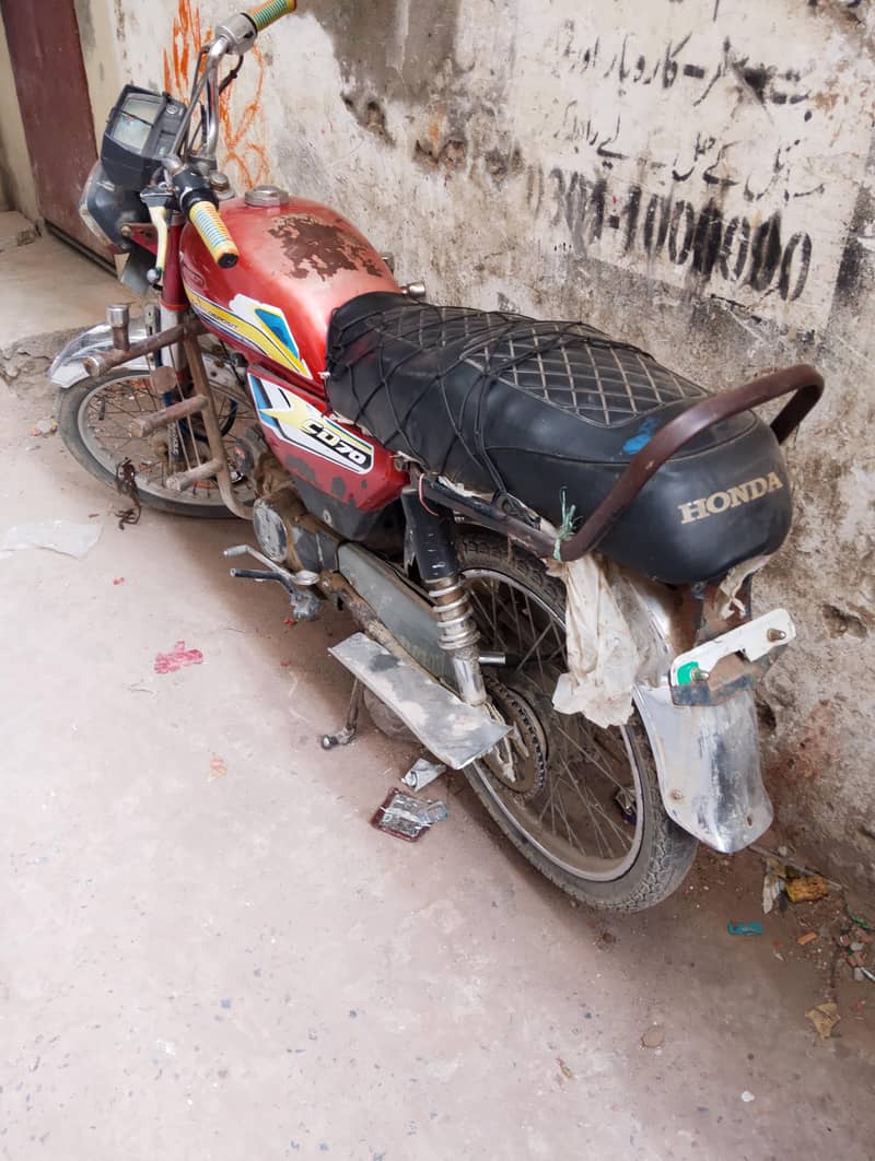 CD 70 Bike 2