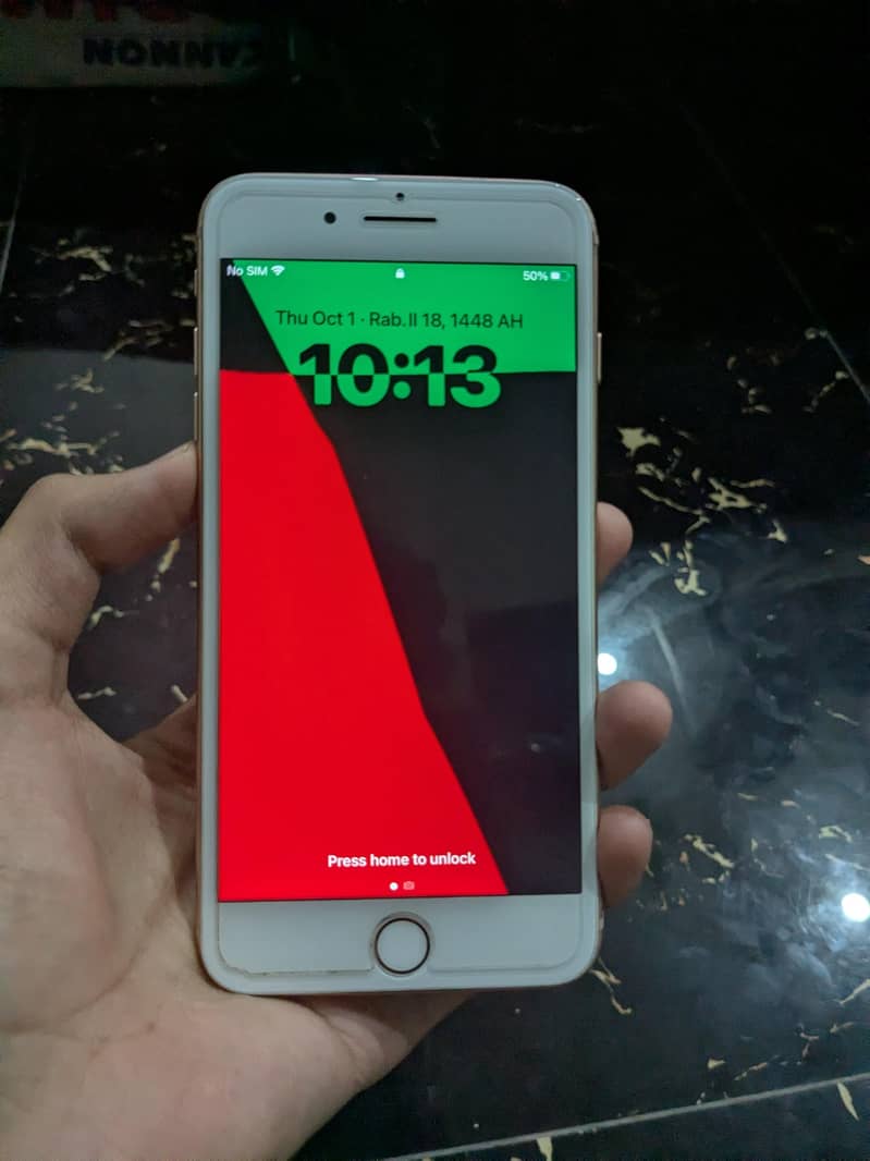 Apple iPhone 8 Plus 5