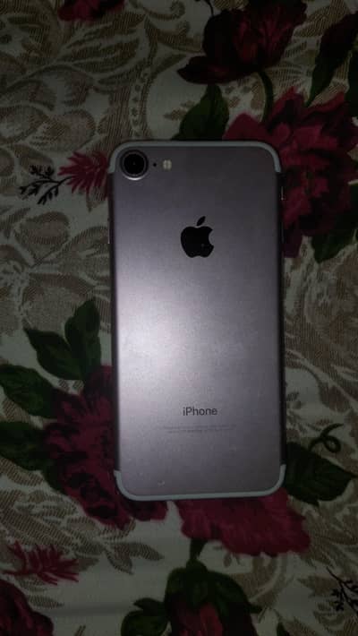 Apple iPhone 7