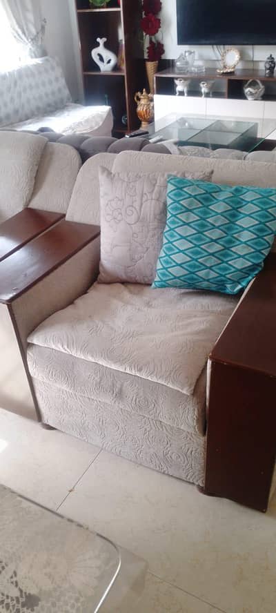 3+2+1 seater ,03214151603
