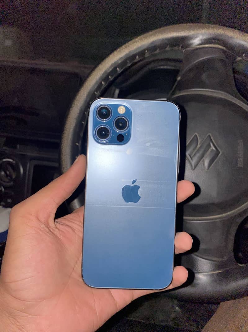 Apple iPhone 12 Pro 3
