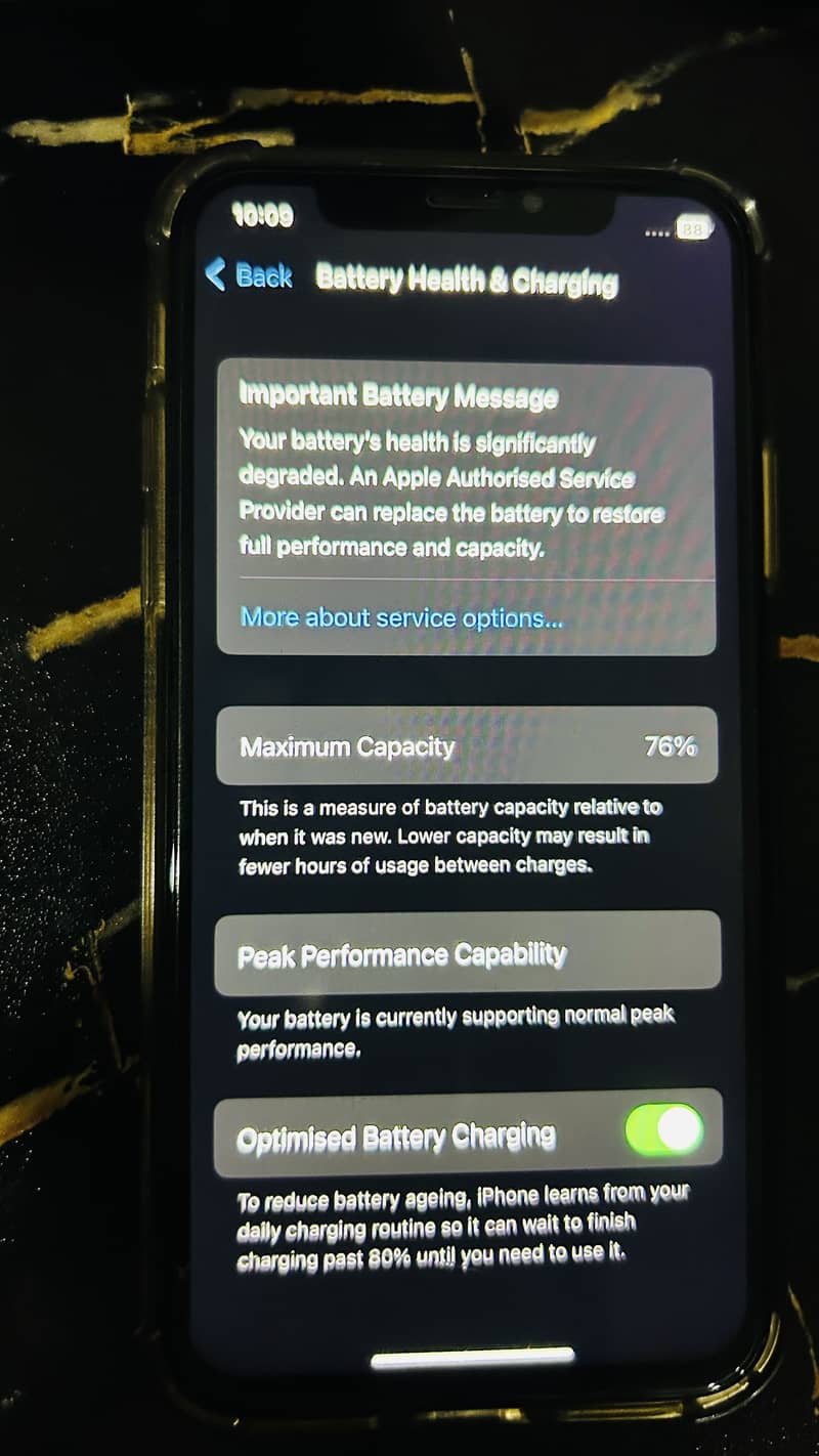 iphone seller 0
