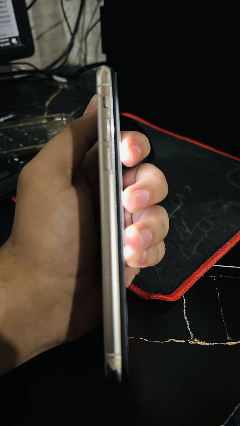 iphone seller 12