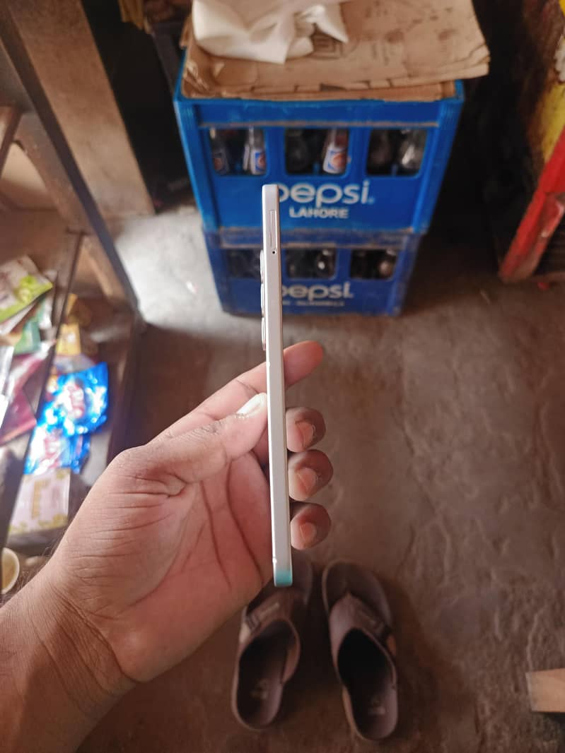 Infinix hot 60pro full box 3