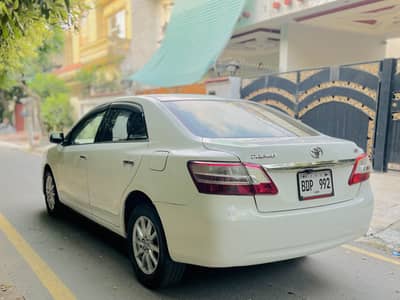Toyota Premio F 2012 model 1.5