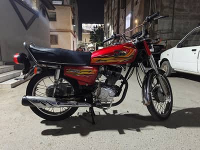 United 125cc 2021