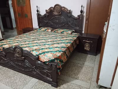 Bed with Side Tables