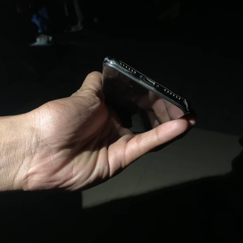 Apple iPhone X 2