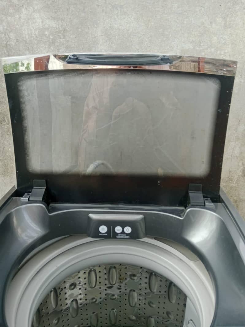 Orient Fully Automatic Washing Machine 12 kg– Almost New 1