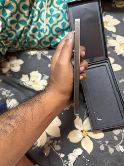 Samsung Mobile S25 Ultra